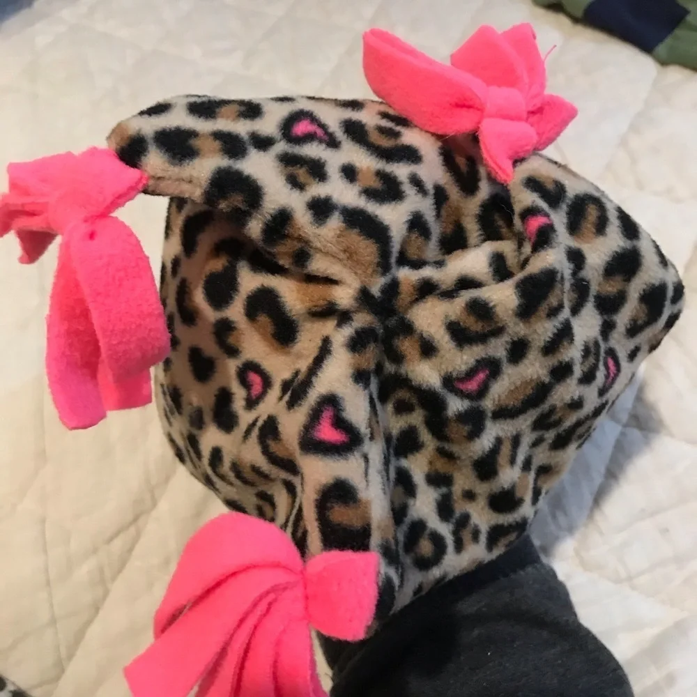 🐆 Fleece Leopard Hat